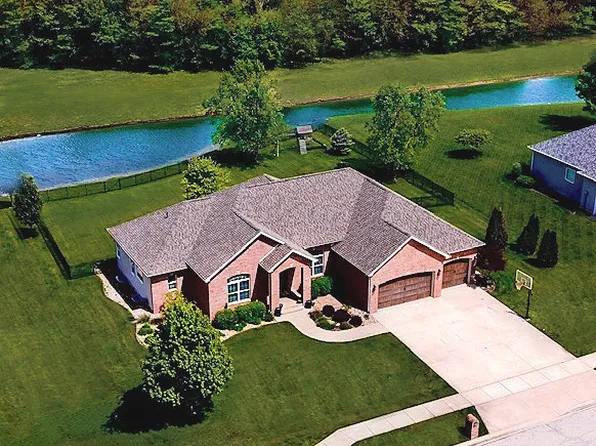 1248 Talon Ln, Forsyth, IL 62535