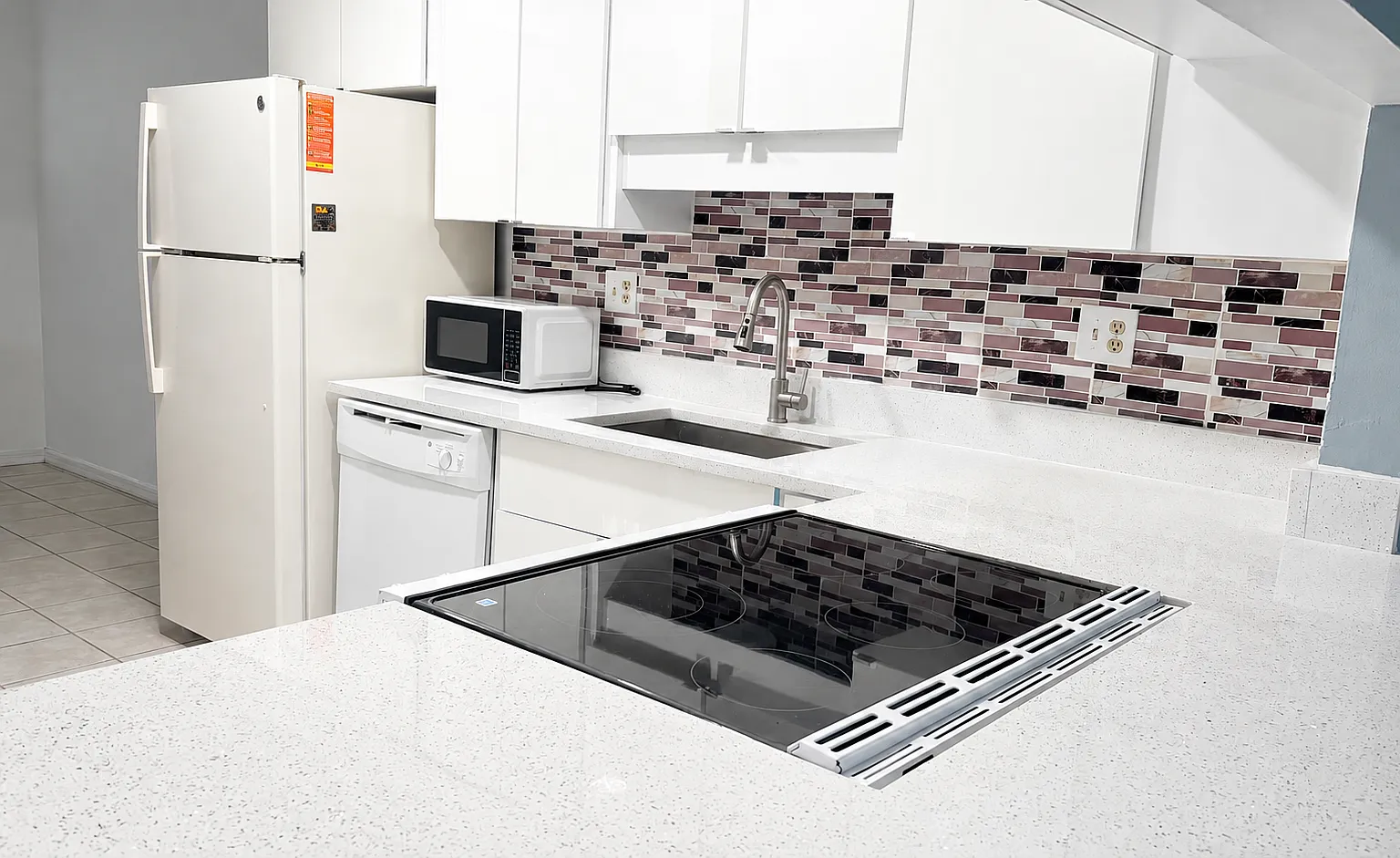 2 bed, 998 sqft, $1,750 — Photo 4