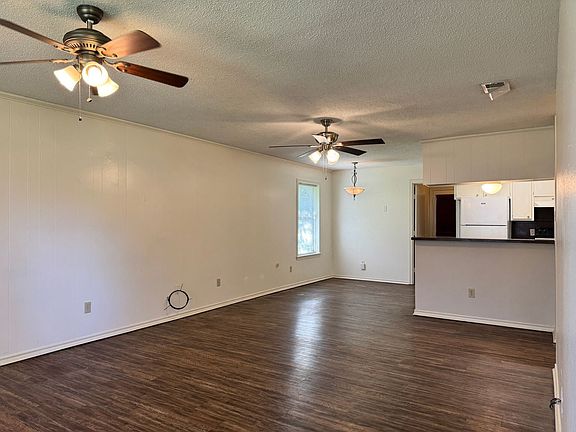 3rd image of 3244 Stoneridge Dr