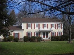 31300 Narragansett Ln, Bay Village, OH