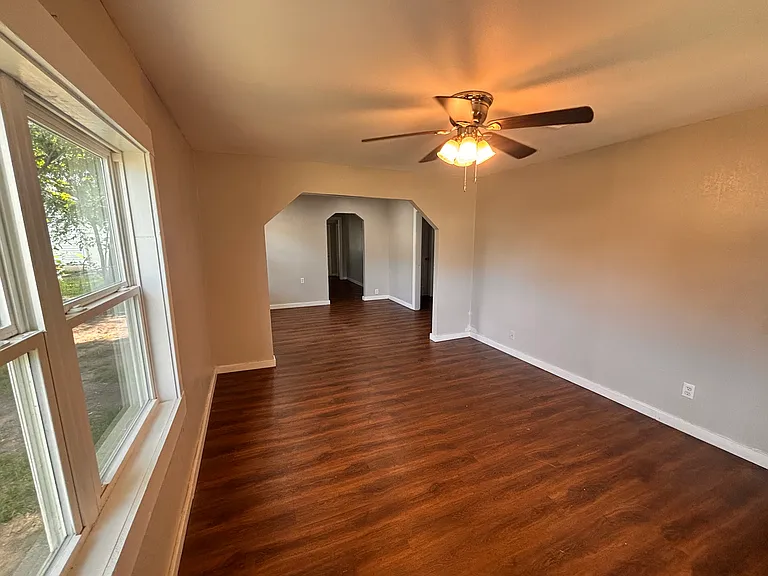 407 S 48th West Ave — Photo 5
