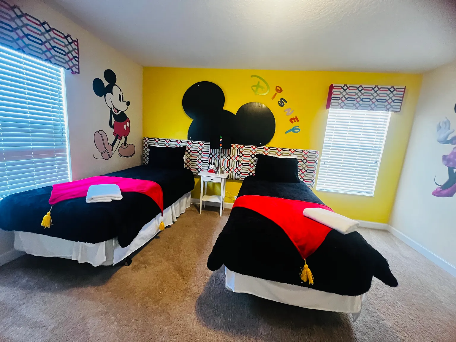 5 bed, 3015 sqft, $3,650 — Photo 3