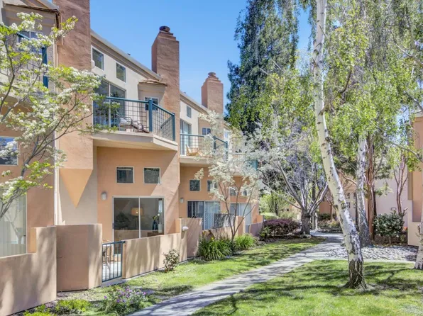 984 Alpine Ter Unit 4, Sunnyvale, CA 94086