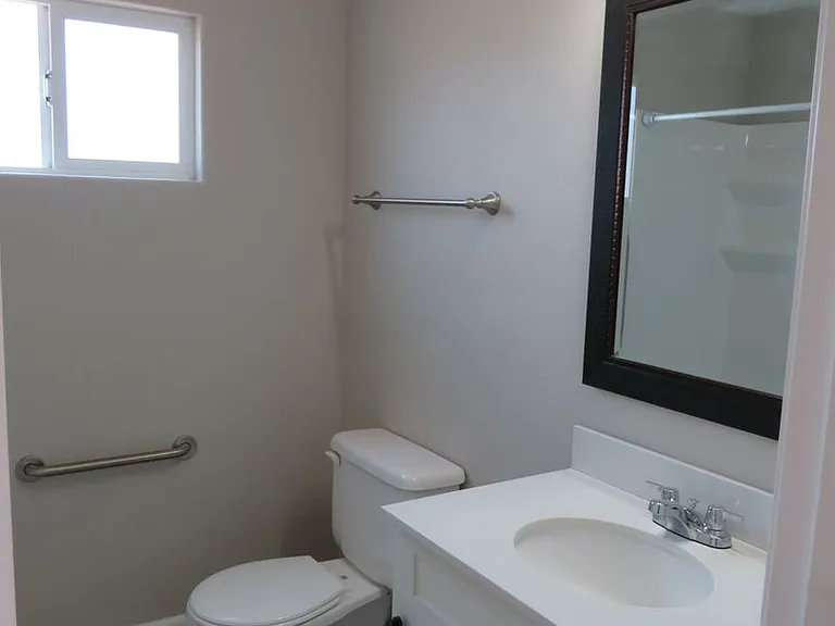 337 N. Merrill Ave — Photo 10