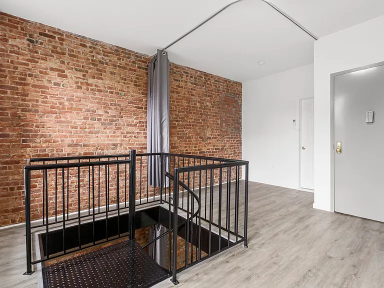 269 W 132nd St #B — Photo 9