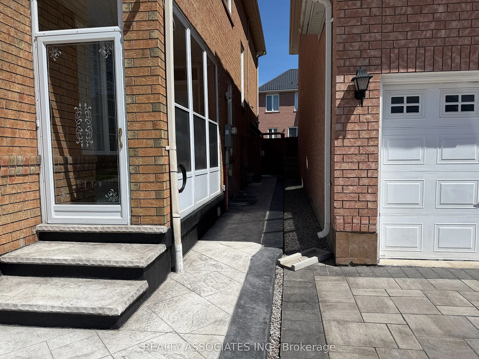 2 bed, $1,750 — Photo 2