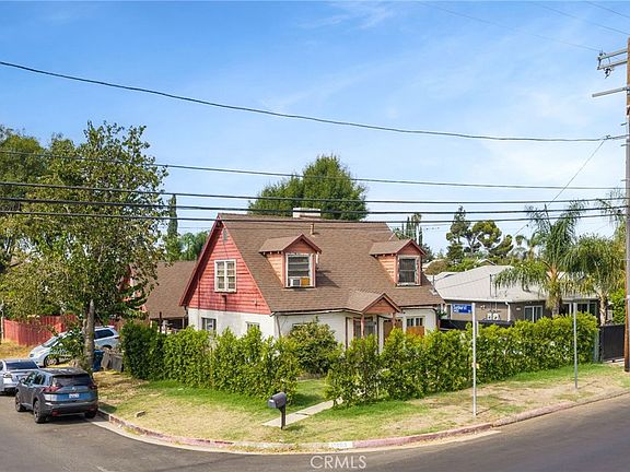 3rd image of 11403 Eldridge Ave