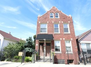 2142 W 18th Pl #1R, Chicago, IL 60608