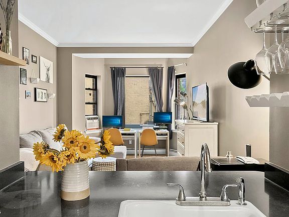 3rd image of 303 W 80th St APT 2C
