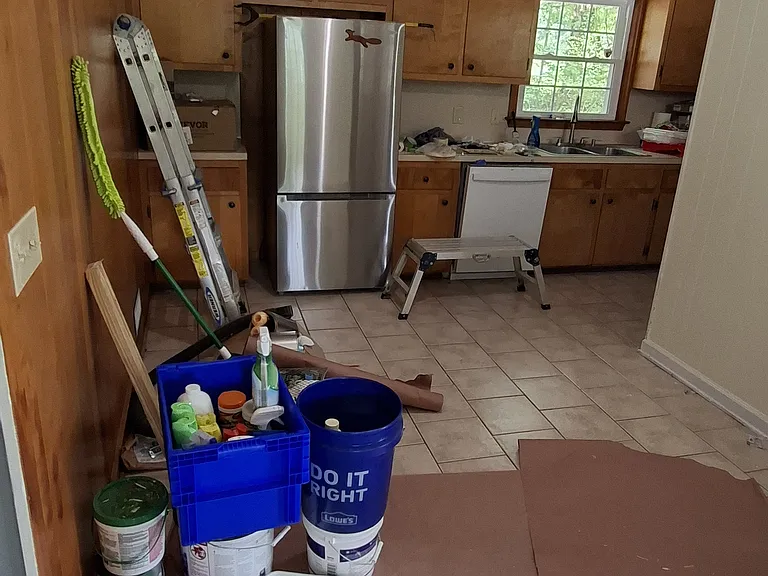 102 Fairfield Dr — Photo 3