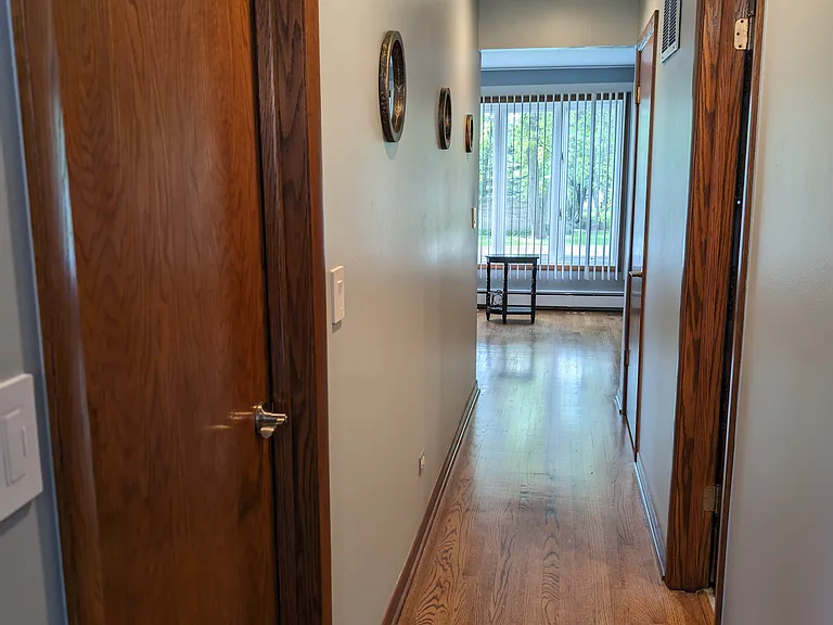 16W650 57th St #1 — Photo 5