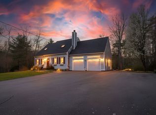 58 Fuller Shores Rd, Lakeville, MA 02347