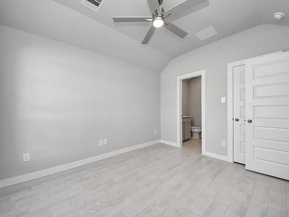 4th image of 11118 Tulip Ridge Trl
