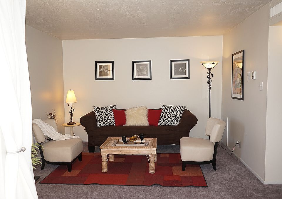 1st image of 4601 Carlisle Blvd NE APT J8
