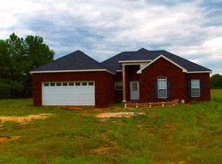 6122 D Hodge Rd, Cottonwood, AL 36320