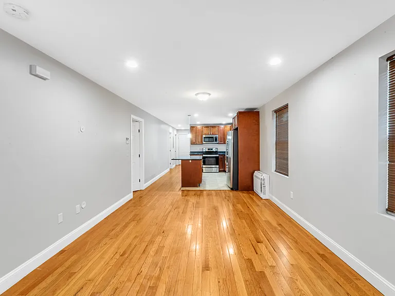 65 Marietta St #2 — Photo 1