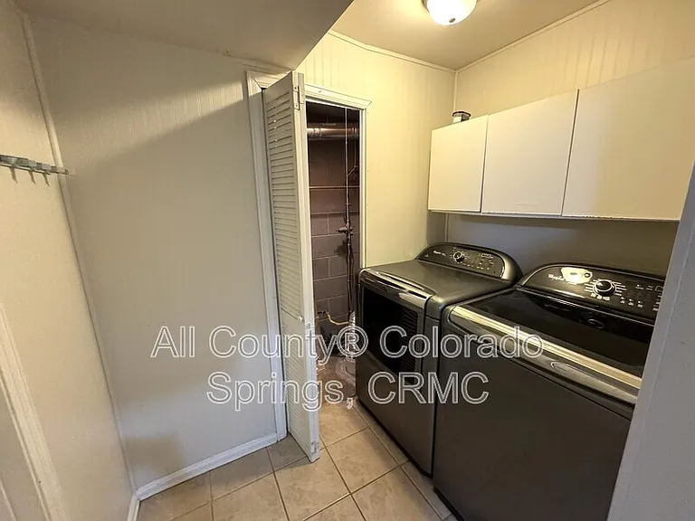 1138 Delaware Dr — Photo 20