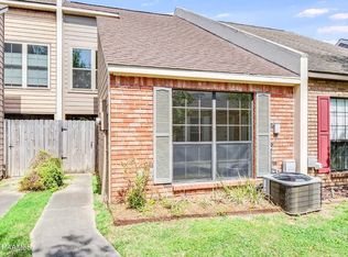 202 Long Plantation Blvd, Lafayette, LA 70508