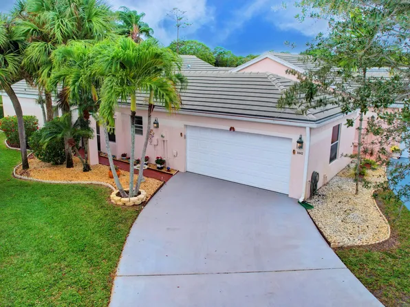 1042 Island Manor Drive, Greenacres, FL 33413