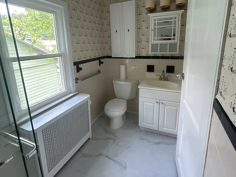 Upstairs Bathroom