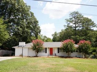 2995 Woodhaven Cir, Macon, GA 31204