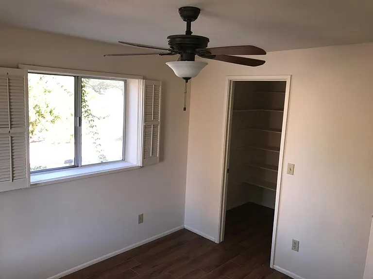 2560 N Water Pl — Photo 7