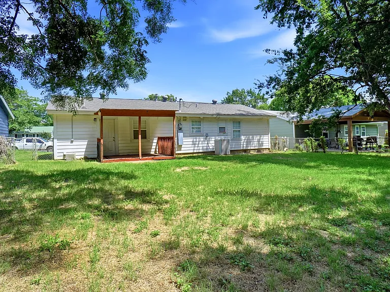 1013 Irion Dr — Photo 15