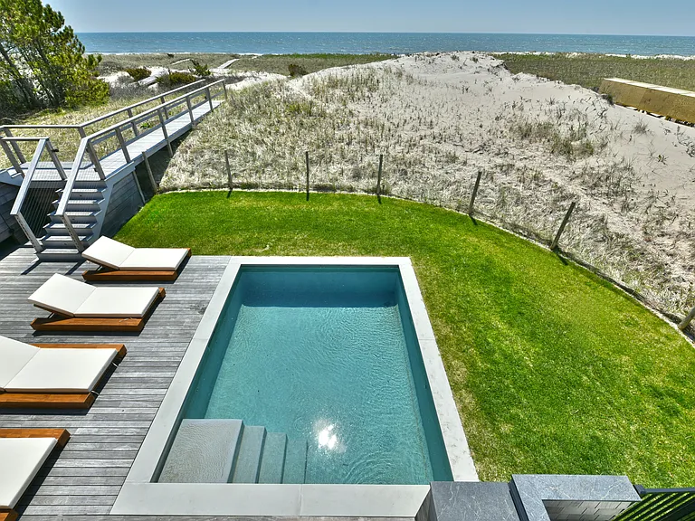 451 Dune Rd — Photo 75