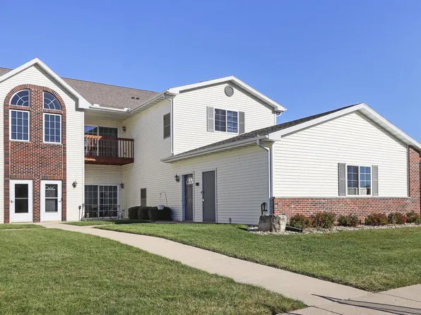 1604 Commonwealth DRIVE #4, Fort Atkinson, WI 53538