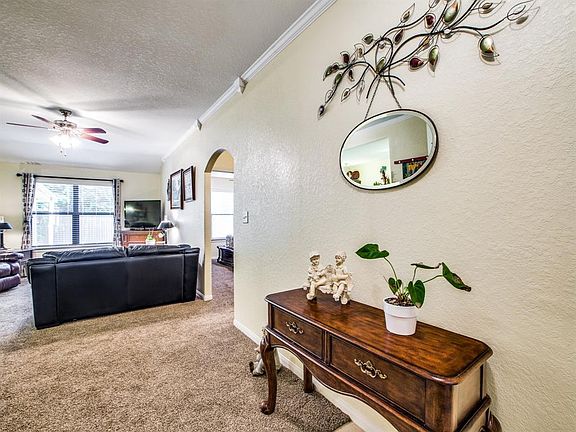 5th image of 12032 Maverick Dr