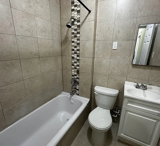 220 Roseville Ave #305 — Photo 7