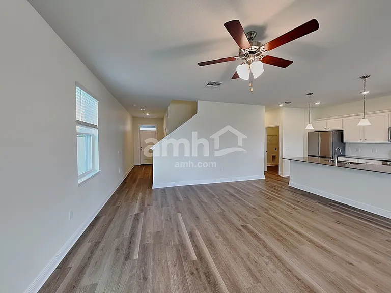 1388 Sky Lakes Dr — Photo 8
