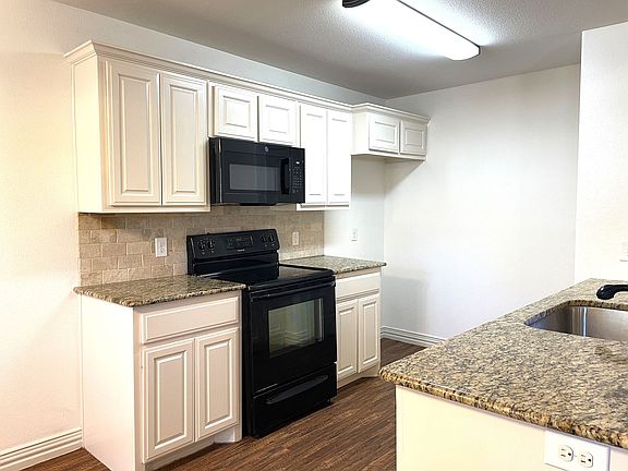 5th image of 508 W Hull St
