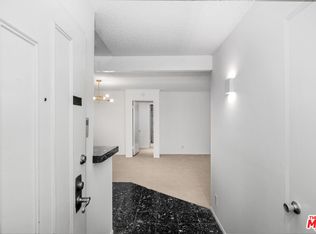 355 S Los Robles Ave Unit 210, Pasadena, CA 91101