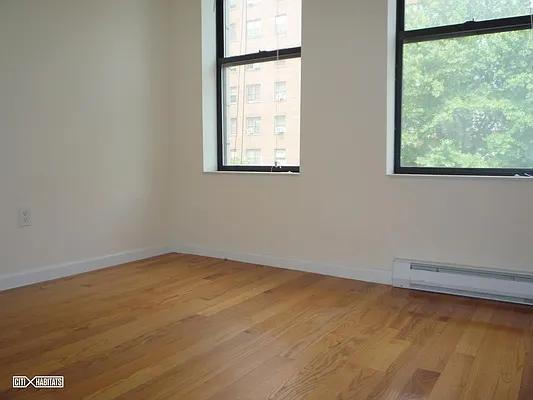 Rented by Citi Habitats | media 37