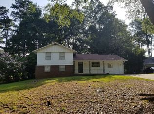107 Azalea Dr, Peachtree City, GA 30269
