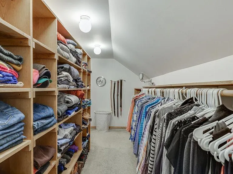 3224 Webster Ave S — Photo 17