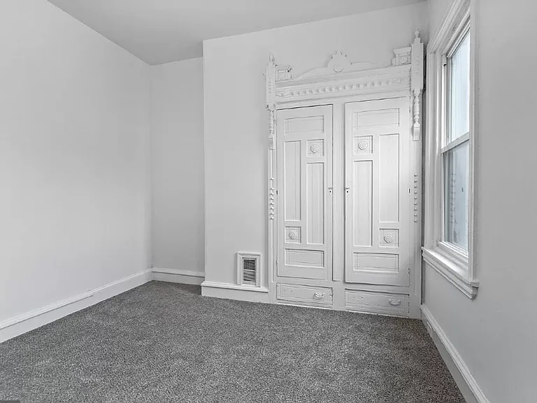 1833 N Bailey St — Photo 11