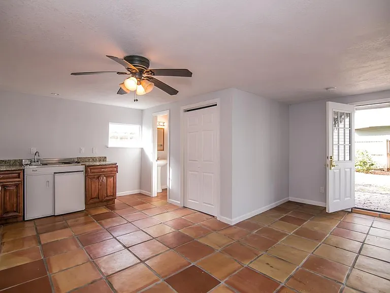 2222 Musselwhite Ave #C — Photo 3
