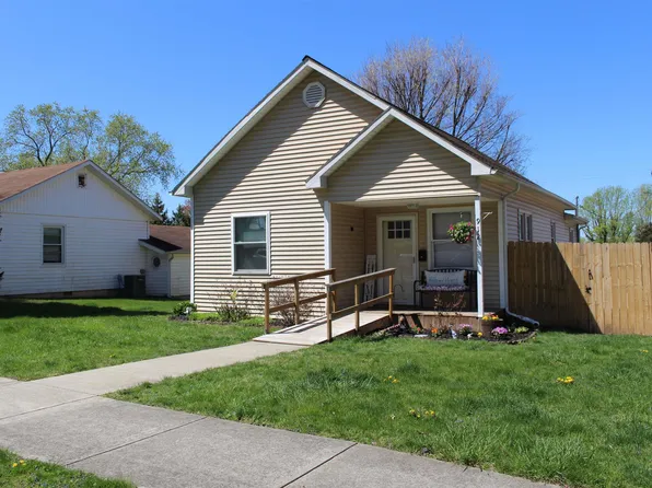 912 S McDonald St, Attica, IN 47918