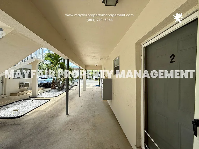 225 Iowa Ave #2 — Photo 6