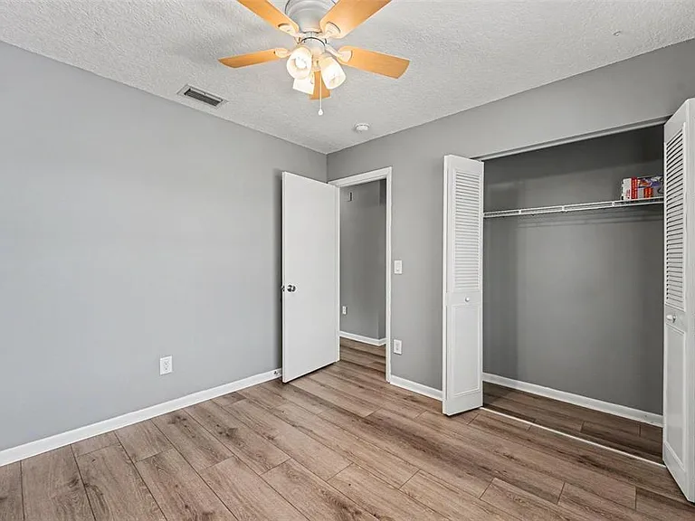 14806 Morning Dr — Photo 18