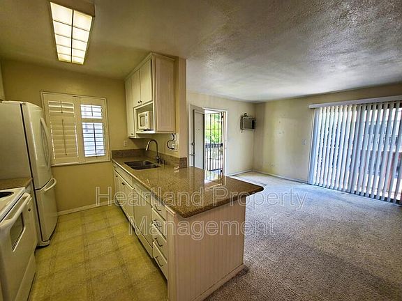 4th image of 6668 Bell Bluff Ave