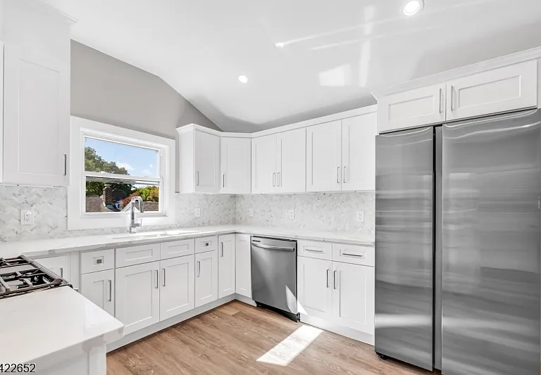 715 Evans St #2 — Photo 9