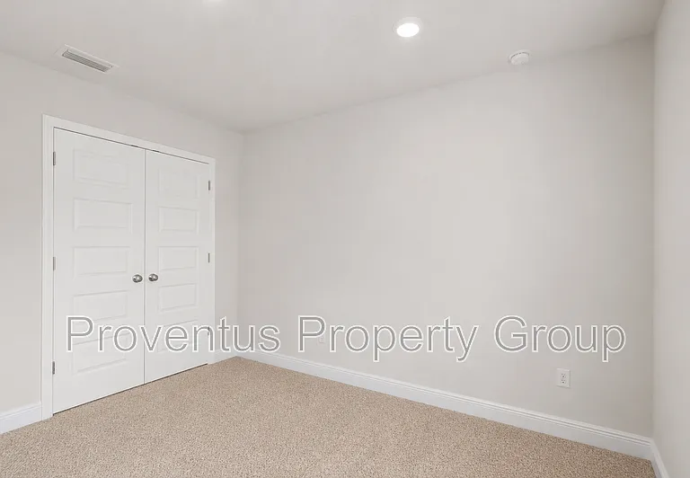 5724 Sandy Walk St — Photo 29