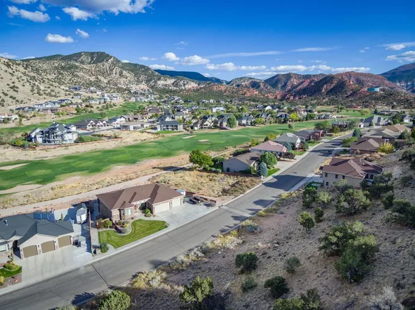 1406 N Fairway Dr, Cedar City, UT 84721