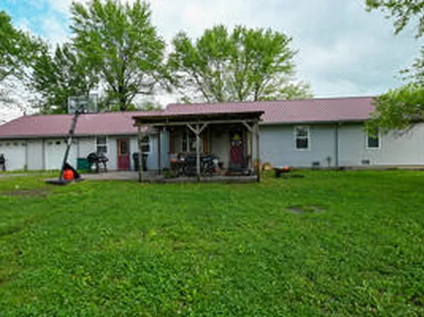 6879 E Highway 32, Stockton, MO 65785