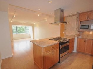 170 Tremont St APT 403, Boston, MA 02111