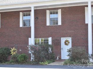75 Laurelwood Dr APT 73, Marion, NC 28752