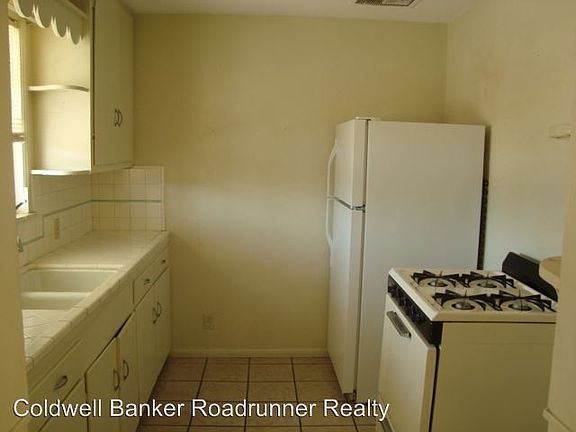 4th image of 73404 Sun Valley Dr